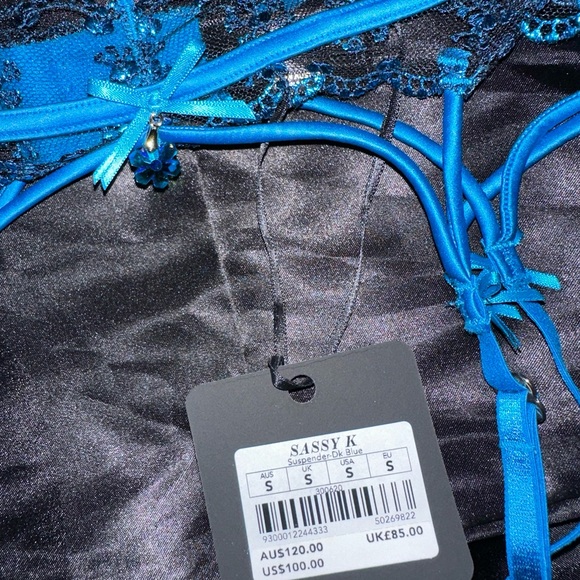 Sassy k Garter belt (S) - Picture 13 of 14